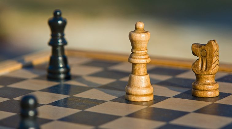 Questão 5 O xadrez é considerado mundialmente um jogo de